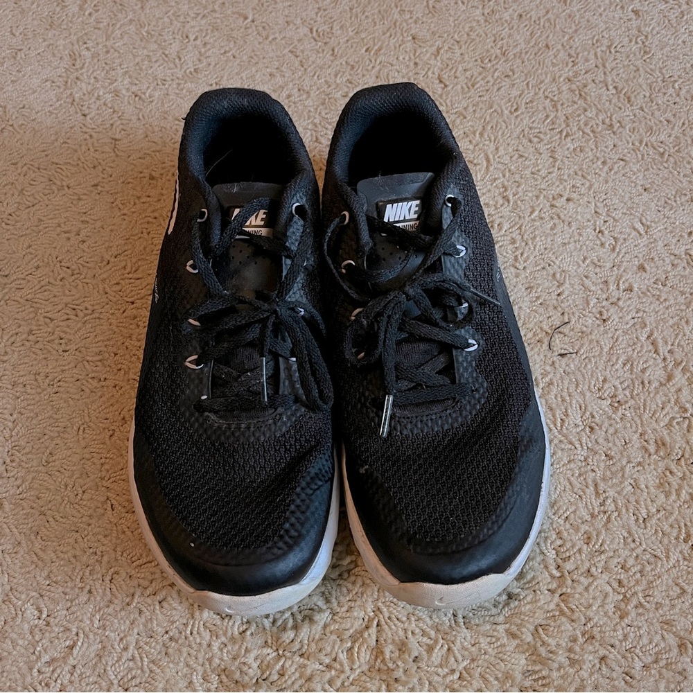 NIKE MEN SNEAKERS